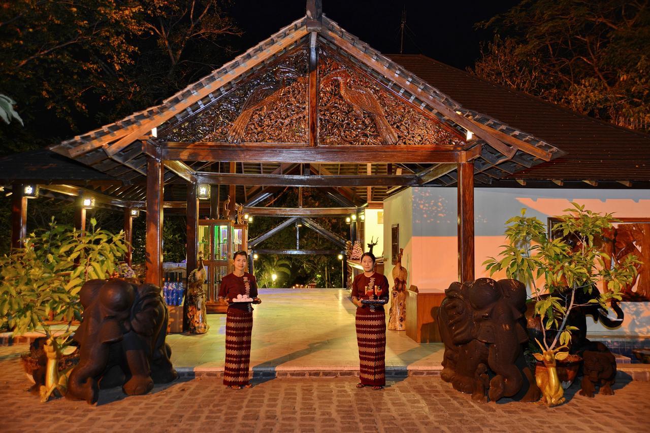 Popa Mountain Resort Mount Popa Екстериор снимка